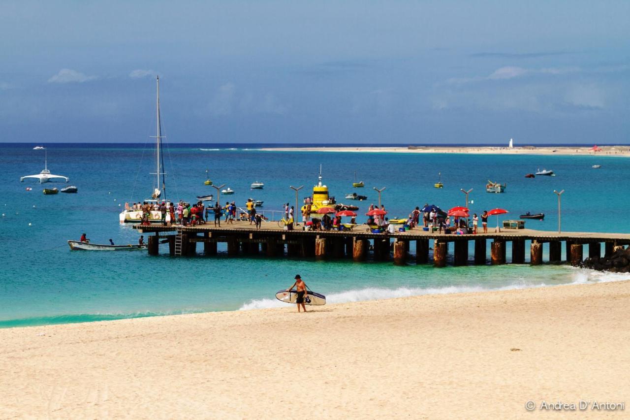 Hostels Holiday Cape Verde Santa Maria Exteriör bild